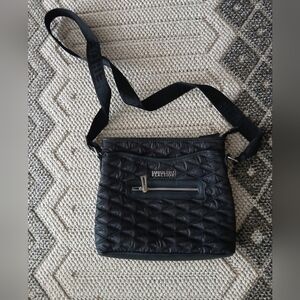 Kenneth Cole Reaction Crossbody Bag Black Excellent Condition ❤️